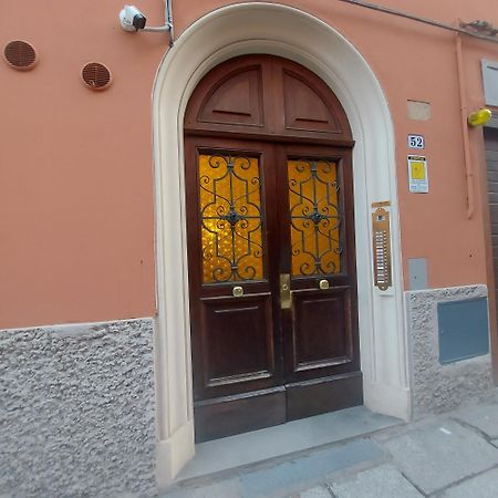 Fuori Portico Rialto Apartment โบโลญญา ภายนอก รูปภาพ